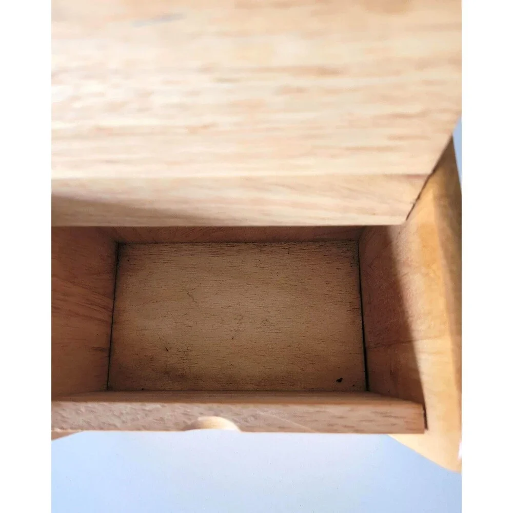 Unbranded recipe box